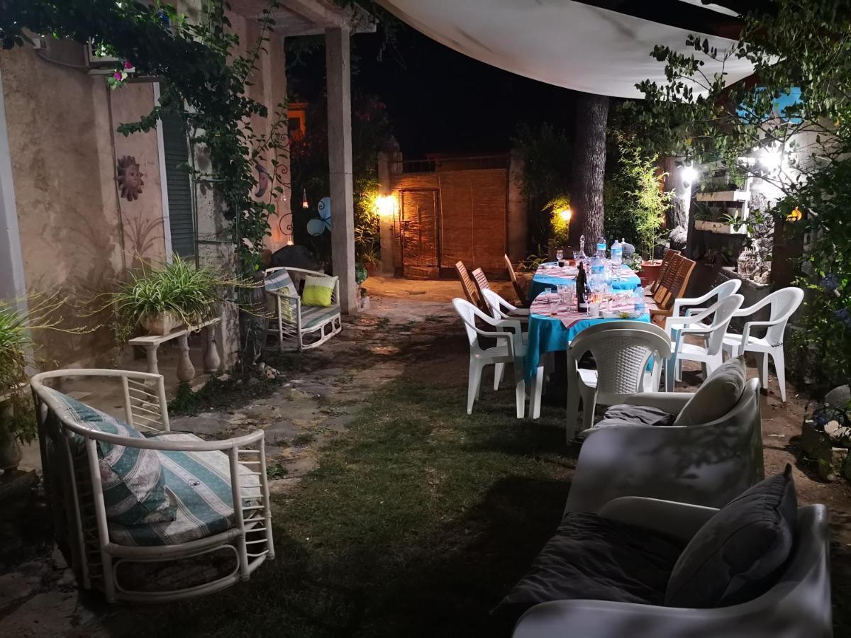 Bed and Breakfast Zia Chiarina San Nicolo Gerrei Exterior foto