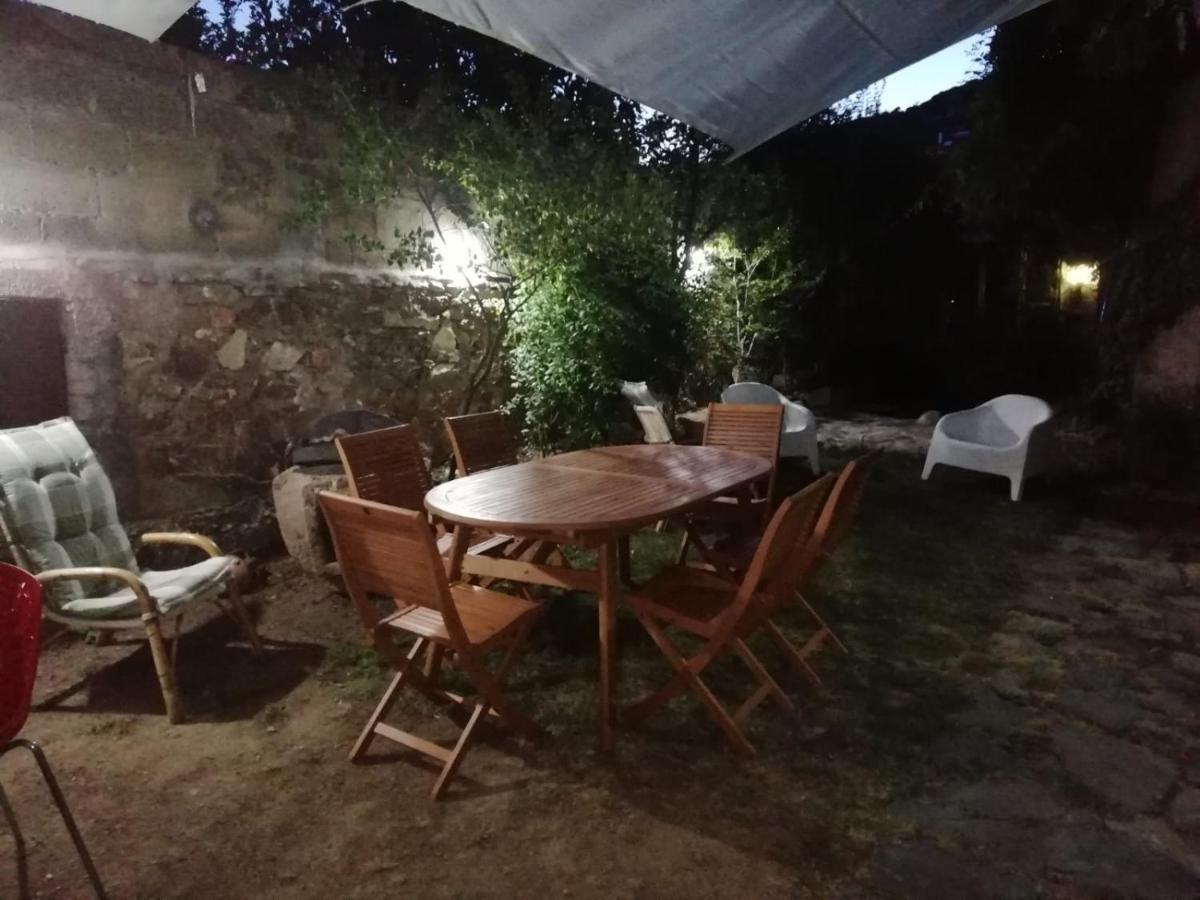 Bed and Breakfast Zia Chiarina San Nicolo Gerrei Exterior foto