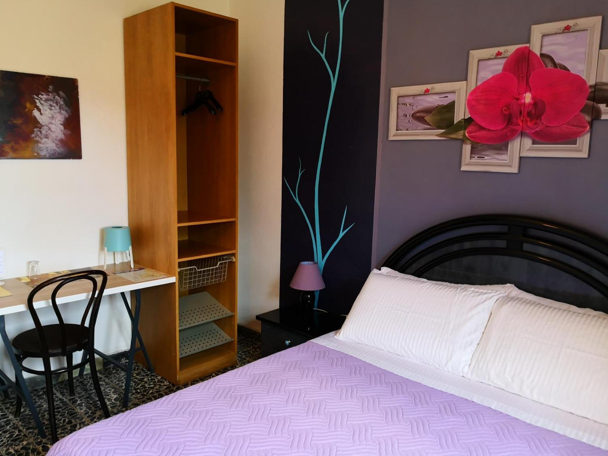 Bed and Breakfast Zia Chiarina San Nicolo Gerrei Habitación foto